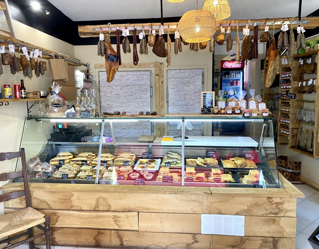 2-terra-nostra-sandwiches-window-porto-vecchio-city-centre
